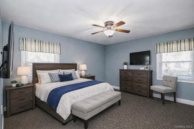 6 Palfrey Street, Stony Brook, NY 11790