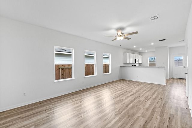14709 Wahlbergs WAY, Elgin, TX 78621