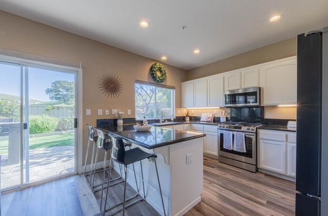 27312 Bavella Way, Salinas, CA 93908