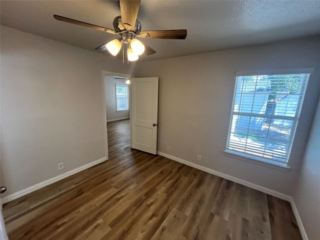 10638 Newcombe Drive, Dallas, TX 75228