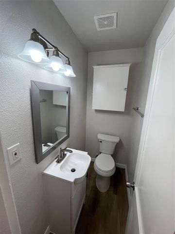 10638 Newcombe Drive, Dallas, TX 75228