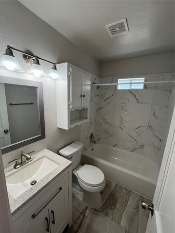 10638 Newcombe Drive, Dallas, TX 75228