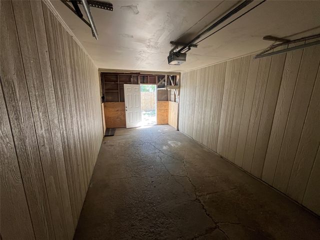 10638 Newcombe Drive, Dallas, TX 75228