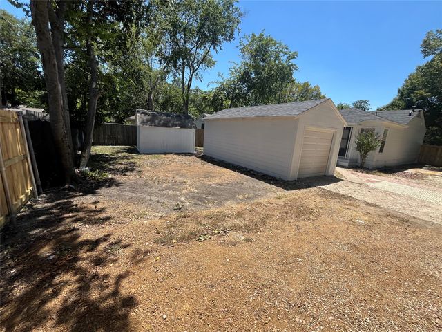 10638 Newcombe Drive, Dallas, TX 75228