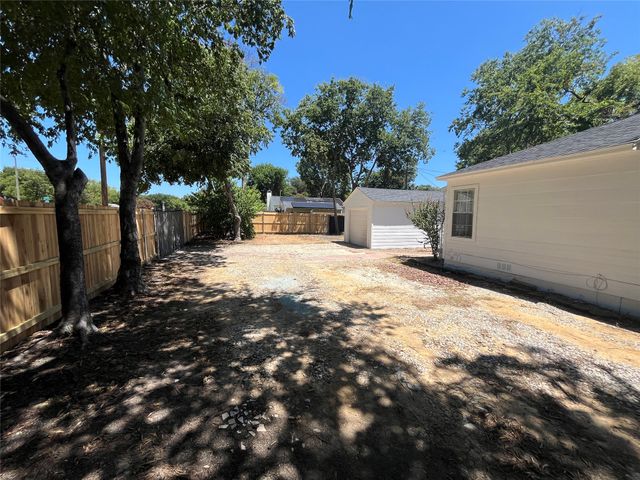 10638 Newcombe Drive, Dallas, TX 75228