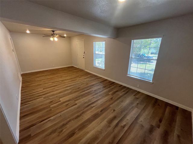 10638 Newcombe Drive, Dallas, TX 75228