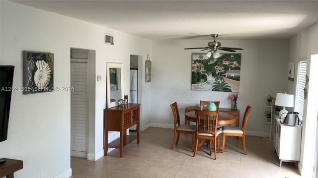 262 SE 9th Ave A, Deerfield Beach, FL 33441