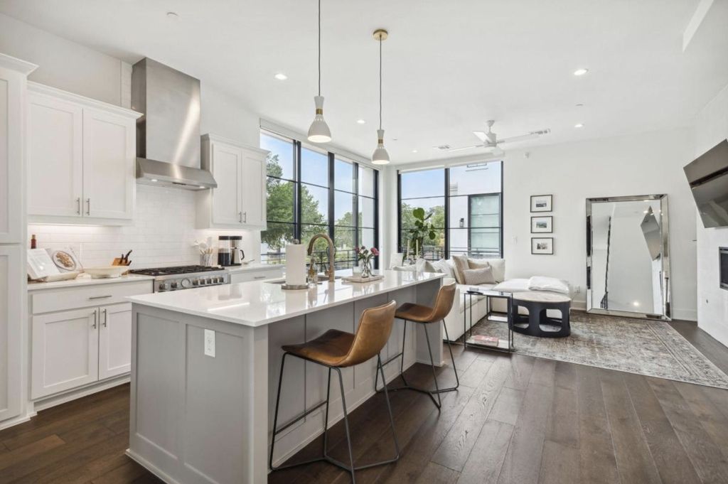 2018 Moser Avenue 2-106, Dallas, TX 75206