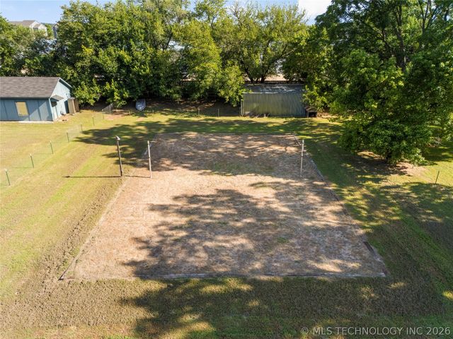 7913 E 129th Street, Bixby, OK 74008