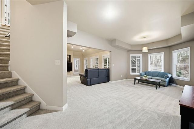 90 Old Sandhurst Landing, Alpharetta, GA 30022