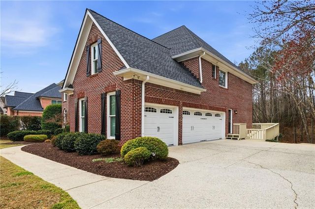 90 Old Sandhurst Landing, Alpharetta, GA 30022