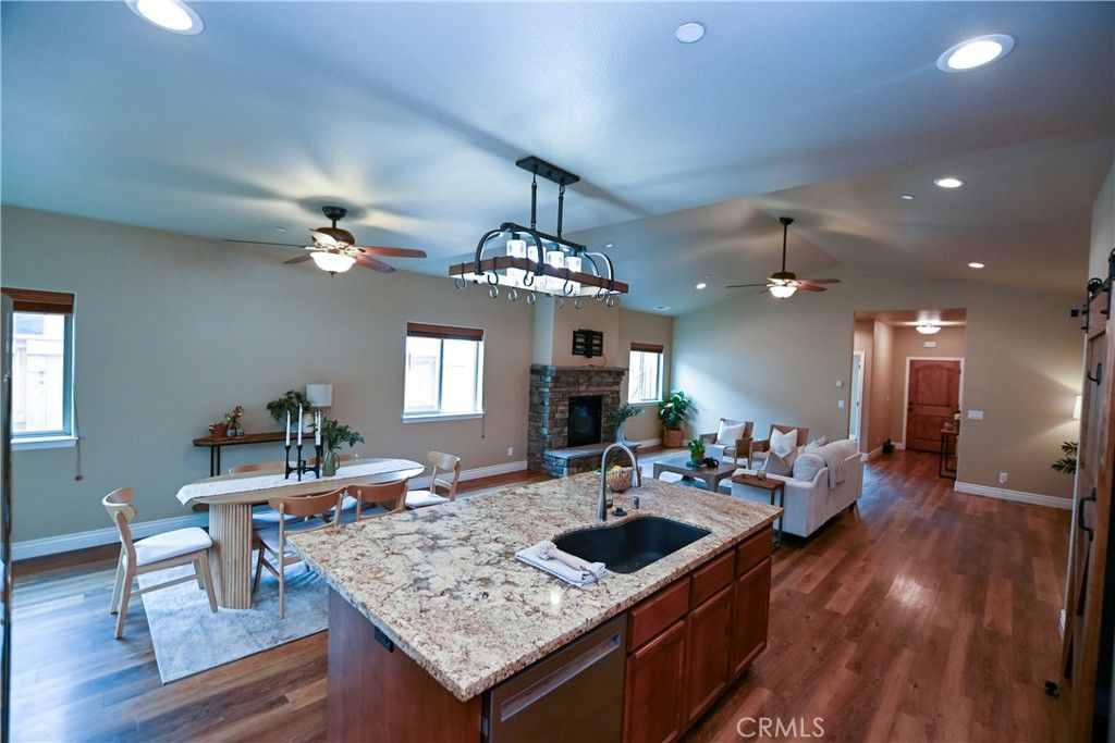 Image 2 of property listing at 1654 Desert Spring, Chico, CA 95973