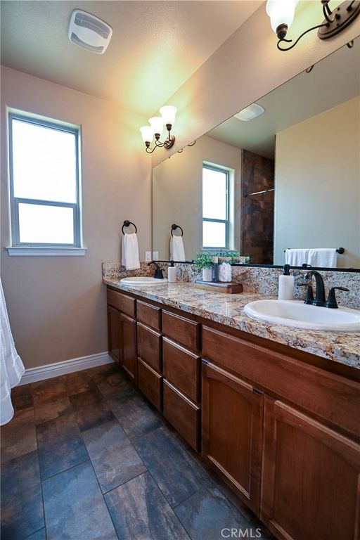 Image 8 of property listing at 1654 Desert Spring, Chico, CA 95973