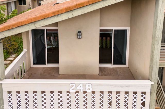 248 Oakleaf, Thousand Oaks, CA 91360