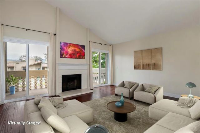 248 Oakleaf, Thousand Oaks, CA 91360