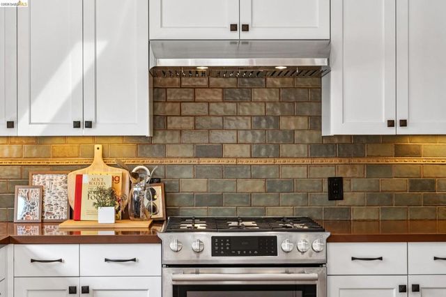 1622 1622 Scenic Ave, Berkeley, CA 94709