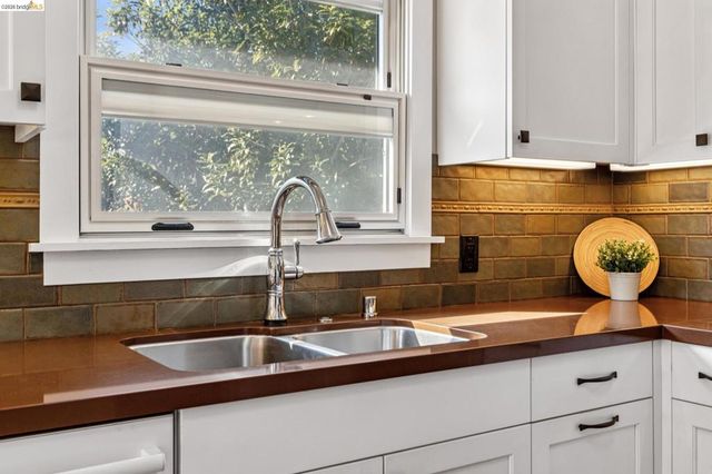 1622 1622 Scenic Ave, Berkeley, CA 94709