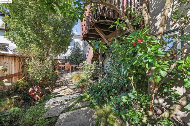 1622 1622 Scenic Ave, Berkeley, CA 94709