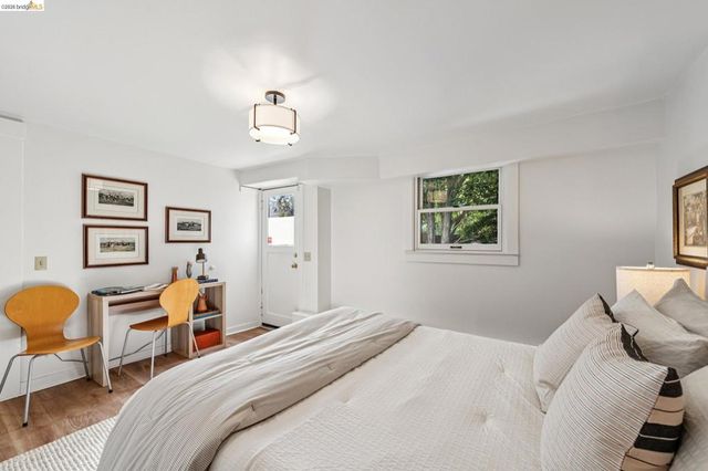 1622 1622 Scenic Ave, Berkeley, CA 94709