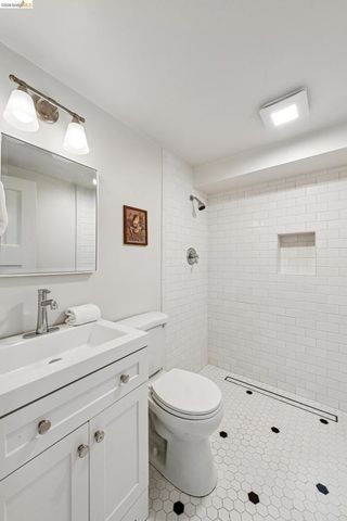 1622 1622 Scenic Ave, Berkeley, CA 94709