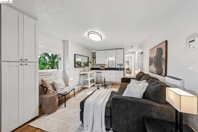 1622 1622 Scenic Ave, Berkeley, CA 94709