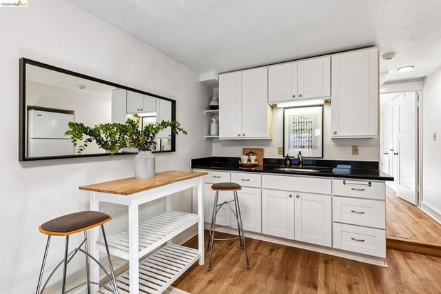 1622 1622 Scenic Ave, Berkeley, CA 94709