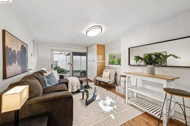 1622 1622 Scenic Ave, Berkeley, CA 94709