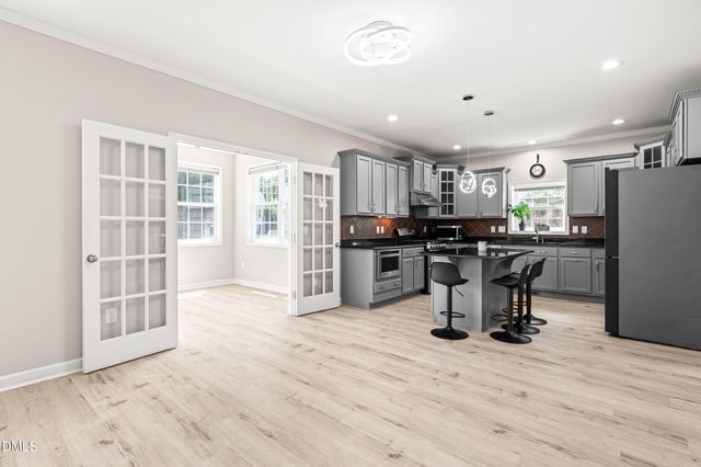 900 Vandalia Drive, Cary, NC 27519