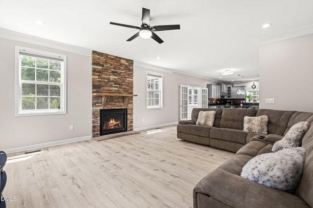 900 Vandalia Drive, Cary, NC 27519