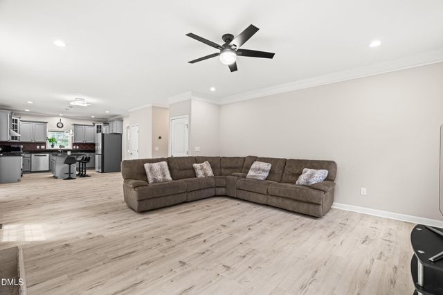 900 Vandalia Drive, Cary, NC 27519