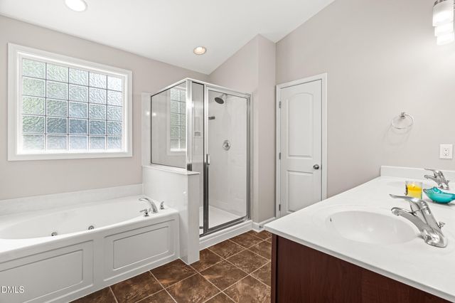 900 Vandalia Drive, Cary, NC 27519