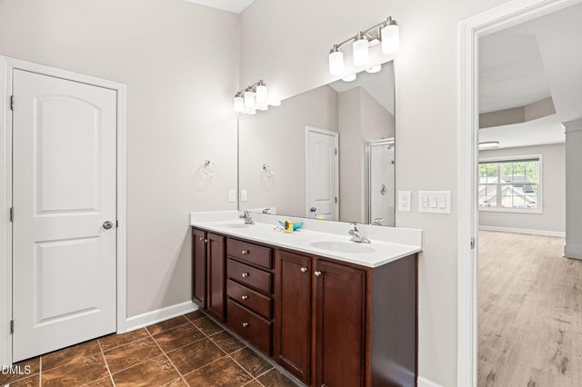 900 Vandalia Drive, Cary, NC 27519