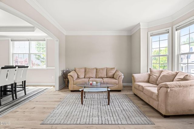 900 Vandalia Drive, Cary, NC 27519