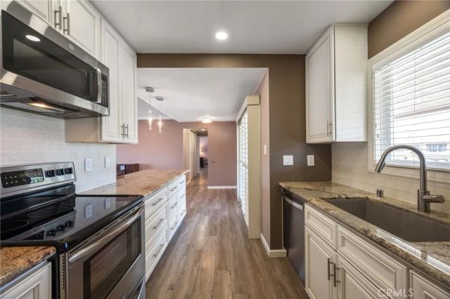 22911 Maple Avenue B, Torrance, CA 90505