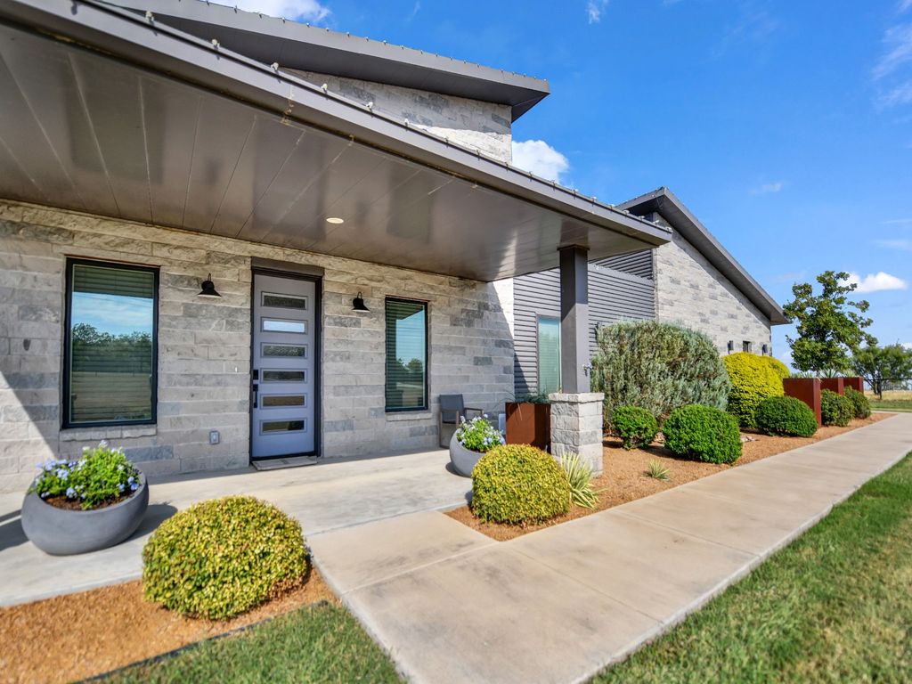 141 Savage Lane, Aledo, TX 76008 — exterior