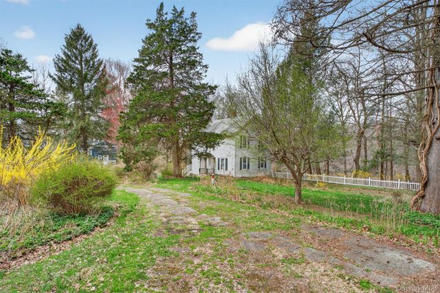 16 Hamilton Road, Wappingers Falls, NY 12590