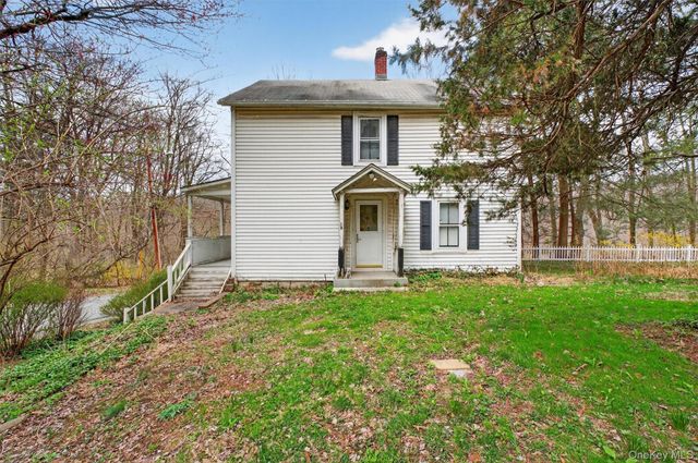 16 Hamilton Road, Wappingers Falls, NY 12590