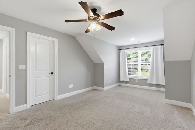 8006 Traditions Ln, Columbia, TN 38401