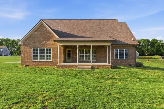 8006 Traditions Ln, Columbia, TN 38401