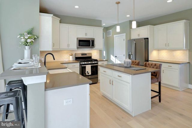 BEACON POINTE PLAN AT MEADOWBROOK, Blandon, PA 19510