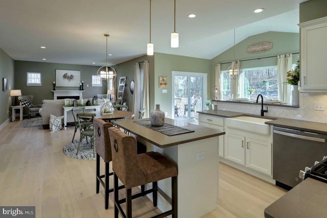 BEACON POINTE PLAN AT MEADOWBROOK, Blandon, PA 19510
