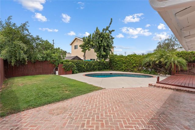 23047 Friar, Woodland Hills, CA 91367