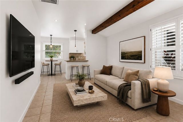 23047 Friar, Woodland Hills, CA 91367