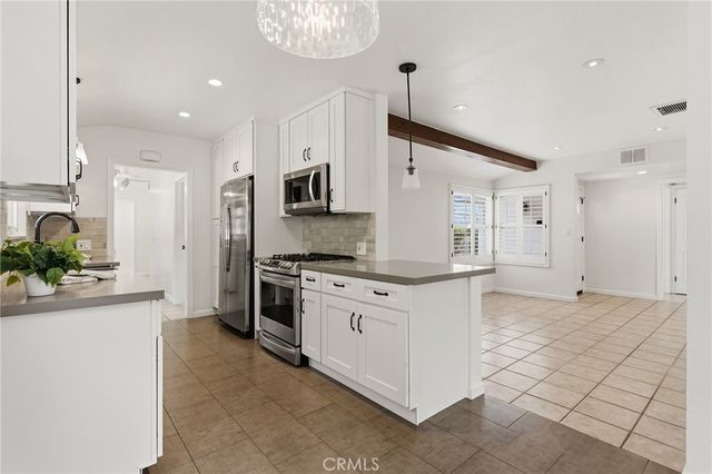 23047 Friar, Woodland Hills, CA 91367