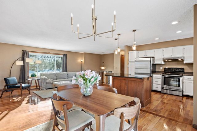 2254 Pennsylvania Avenue S, Saint Louis Park, MN 55426