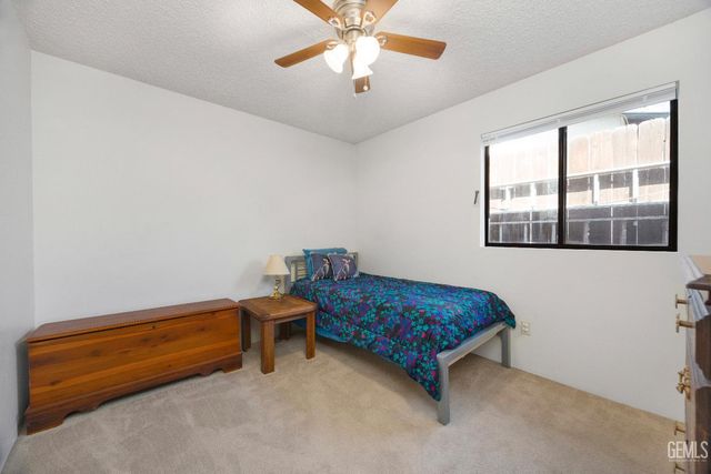 4604 Marlow Court, Bakersfield, CA 93308