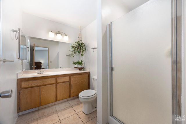 4604 Marlow Court, Bakersfield, CA 93308