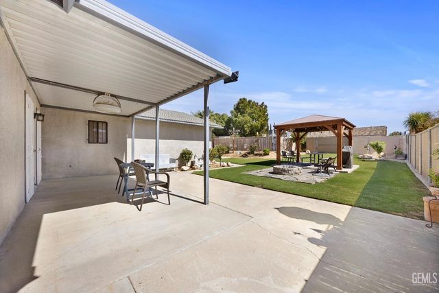 4604 Marlow Court, Bakersfield, CA 93308