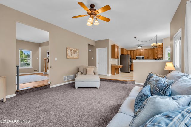 2 Letitia Drive, New Egypt, NJ 08533