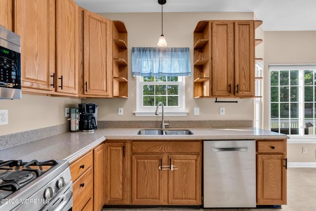 2 Letitia Drive, New Egypt, NJ 08533